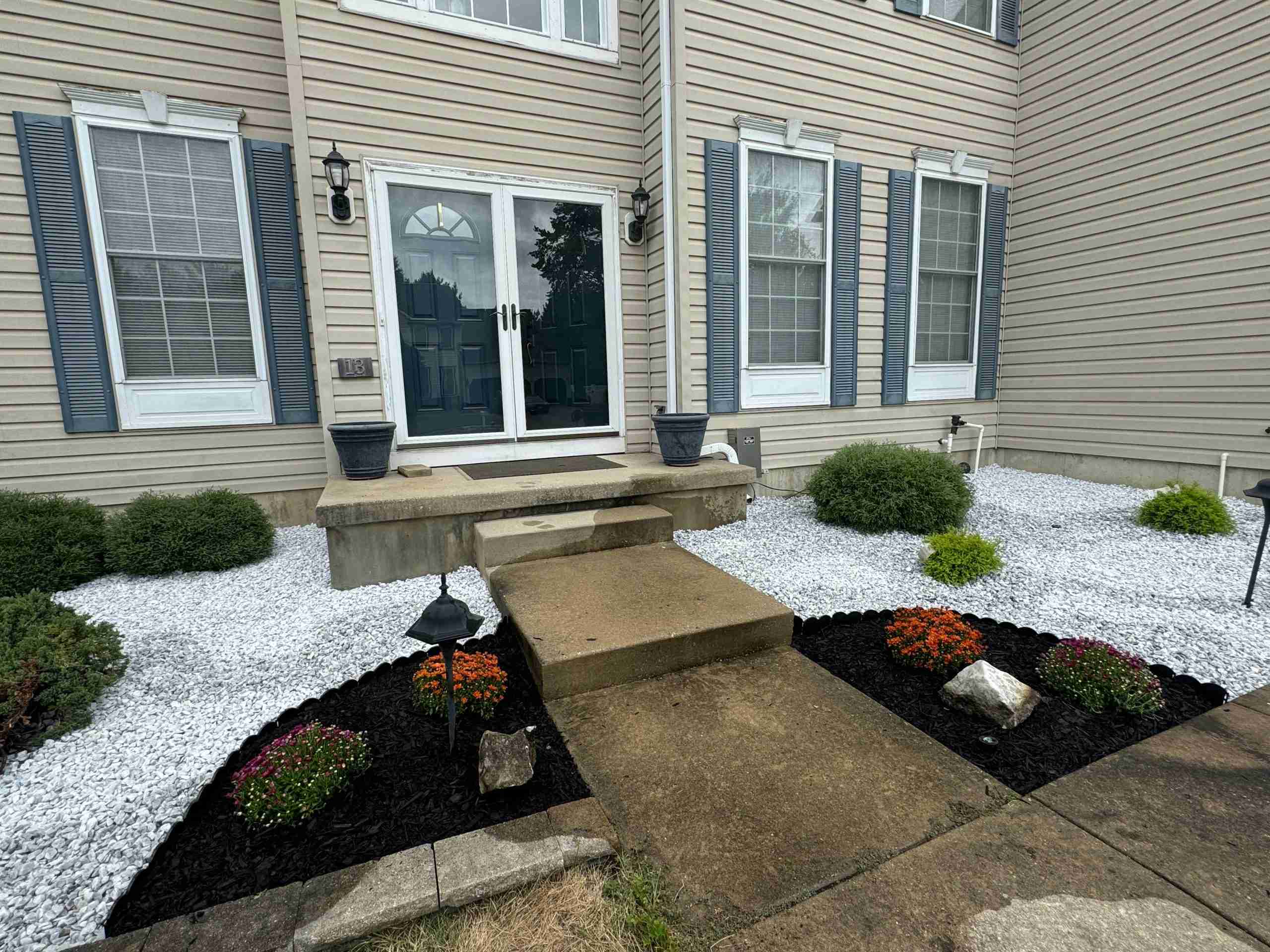 Retaining wall and decorative stone edging Burlington NJ